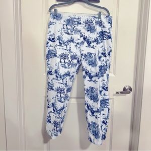 Soft surroundings print leggings with vent opening at hem - never worn